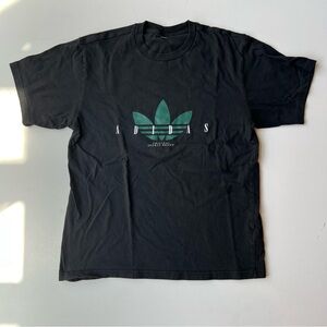 Adidas - graphic tee shirt - medium